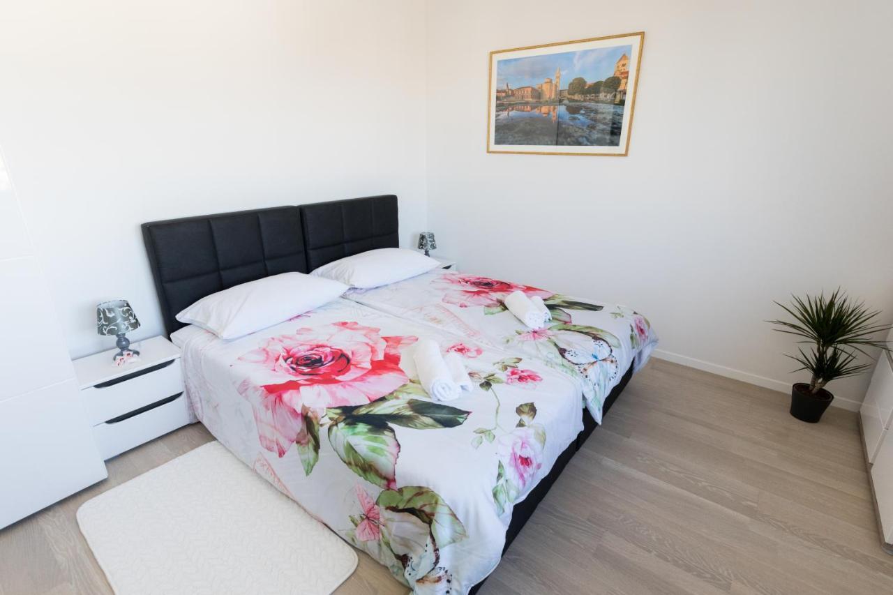 Studio Apartman Moonlight Задар Екстер'єр фото