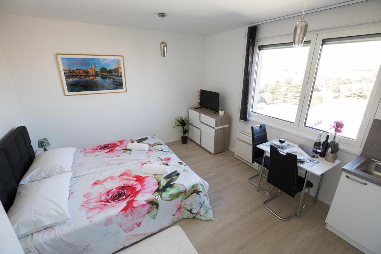 Studio Apartman Moonlight Задар Екстер'єр фото